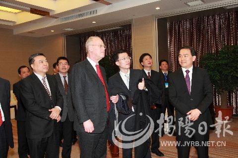 ��ǰ�������L�������h��ϯ������?sh��)���ɳ��ƽ�W�ҿ����L��