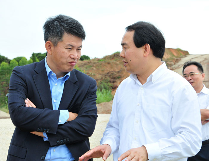 ������A����W(xu��)ԺԺ�L(zh��ng)�̺�I�ڶ����W�ҿ����{(di��o)��