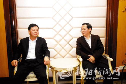 �V�ɼ��F(tu��n)�����е½������B(t��i)�ǽ��O(sh��)