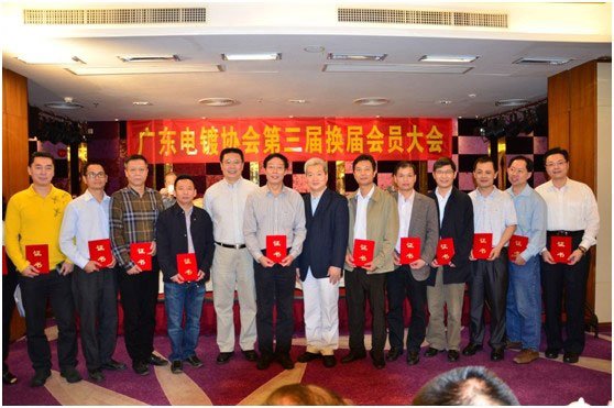 ��̎�@�@�V�|���ИI(y��)�f(xi��)��(hu��)����(hu��)�L(zh��ng)��λ�Q(ch��ng)̖(h��o)